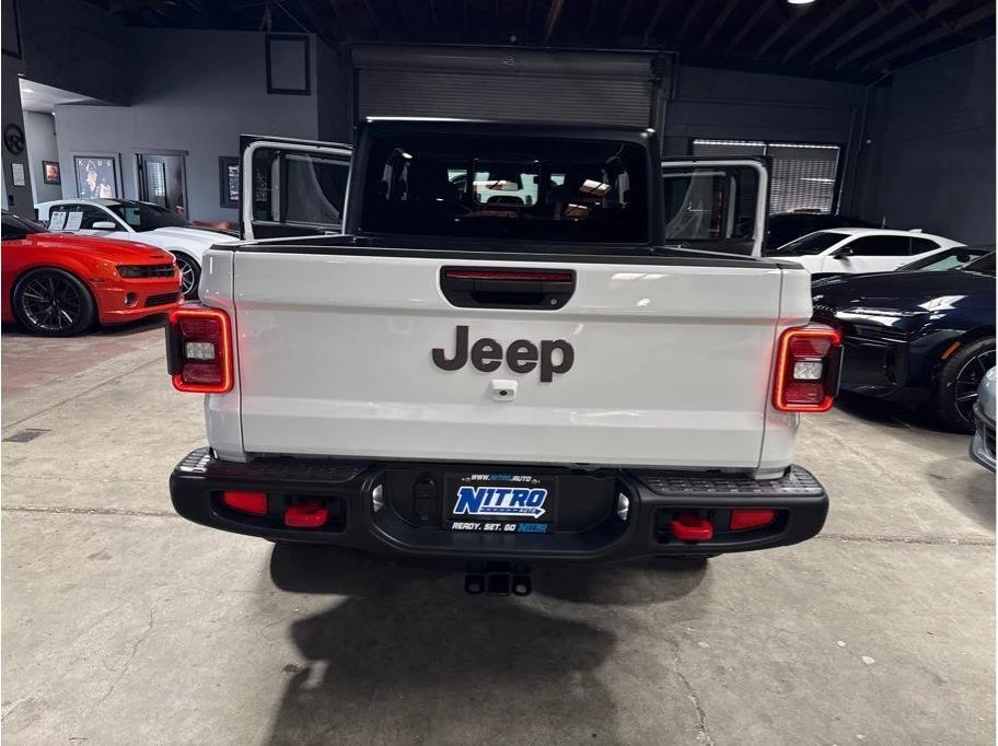 2026 Jeep JT Gladiator - Image 12 of 20
