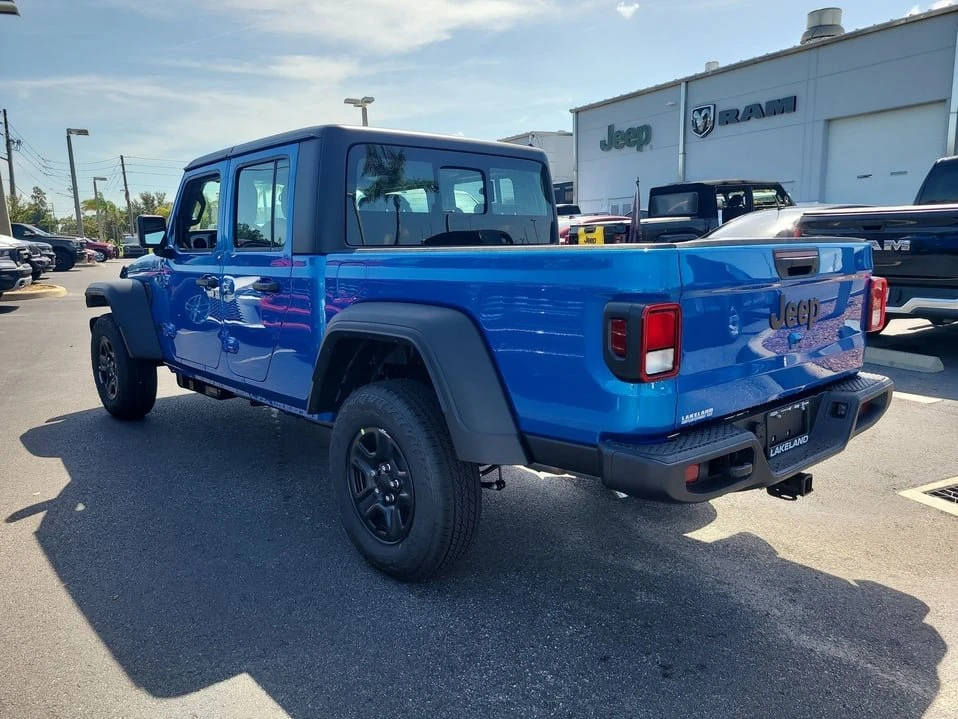 2026 Jeep JT Gladiator - Image 8 of 20