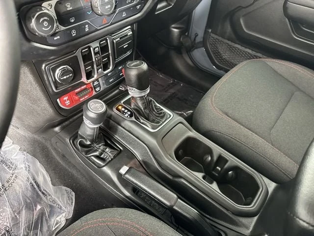 2026 Jeep JT Gladiator - Image 17 of 19