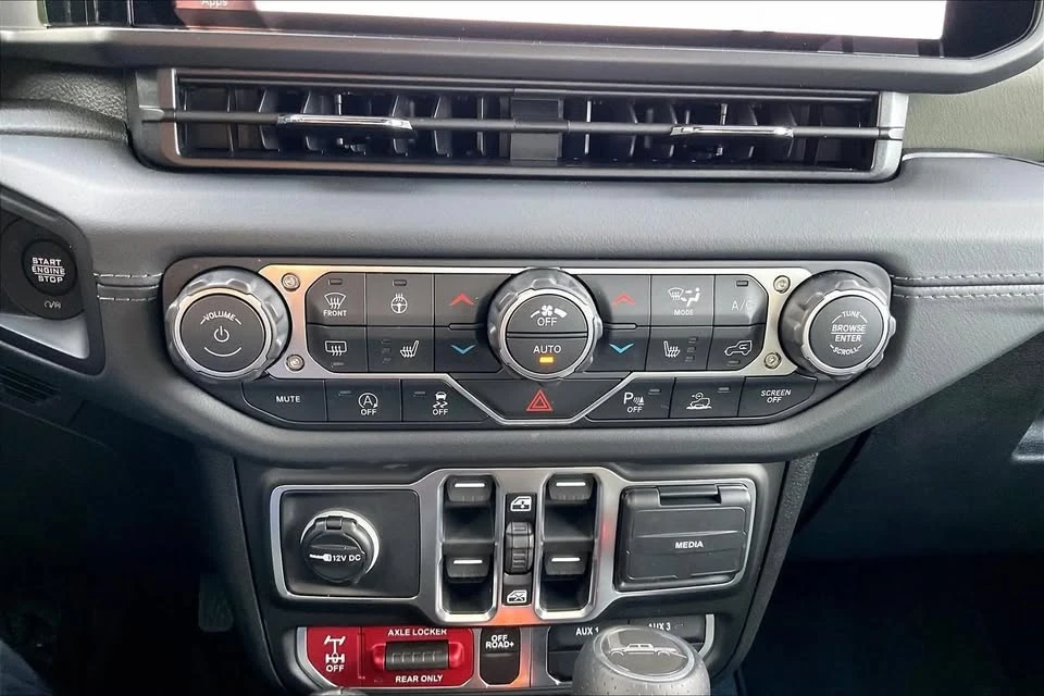 2026 Jeep JT Gladiator - Image 20 of 20
