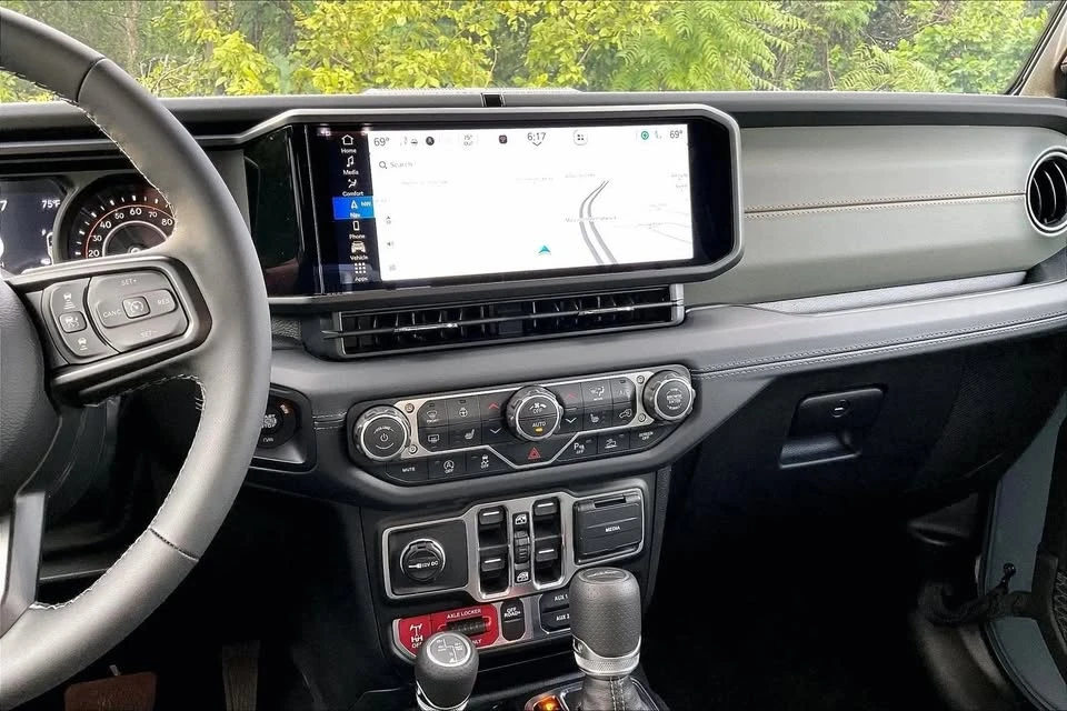 2026 Jeep JT Gladiator - Image 6 of 20