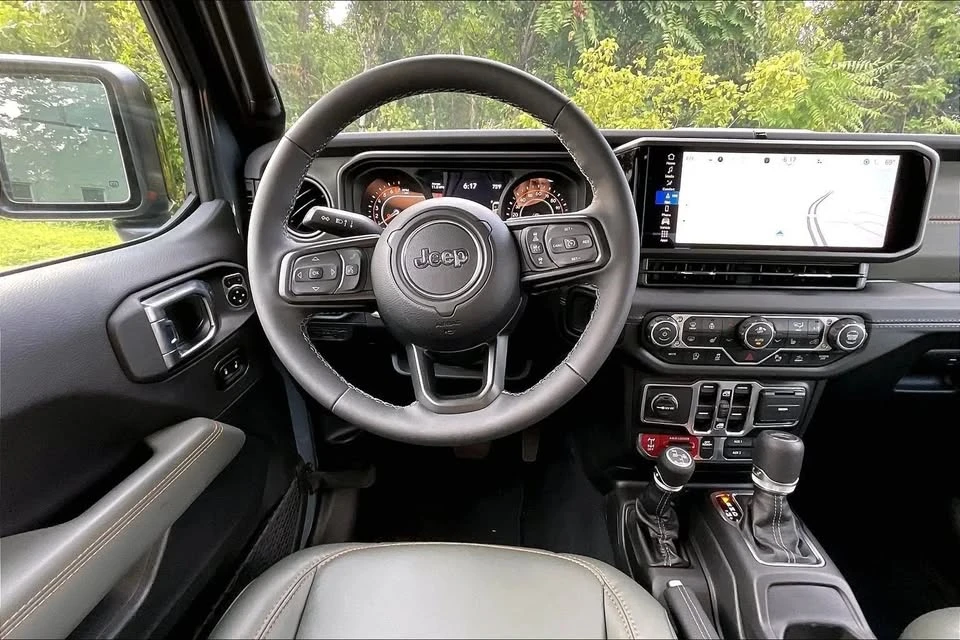 2026 Jeep JT Gladiator - Image 5 of 20