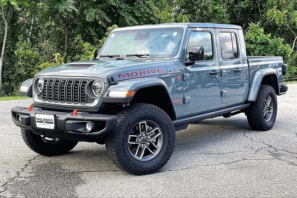 2026 Jeep JT Gladiator - Image 3 of 20