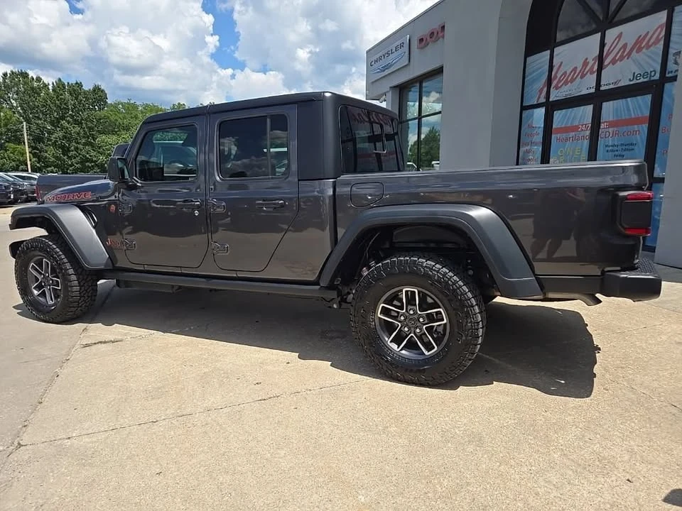 2026 Jeep JT Gladiator - Image 7 of 20