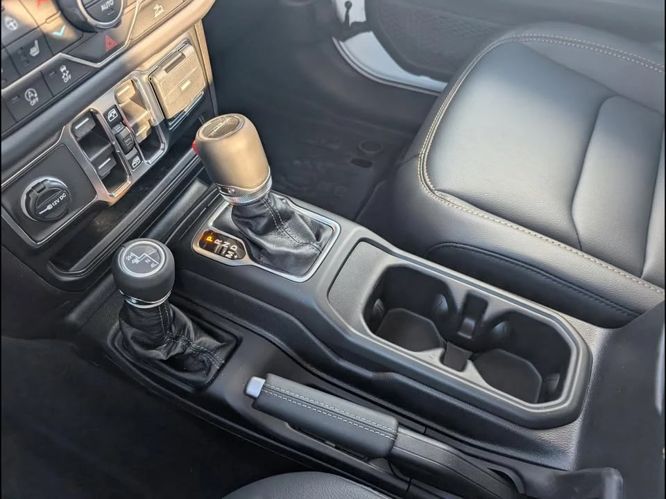 2026 Jeep JT Gladiator - Image 18 of 18
