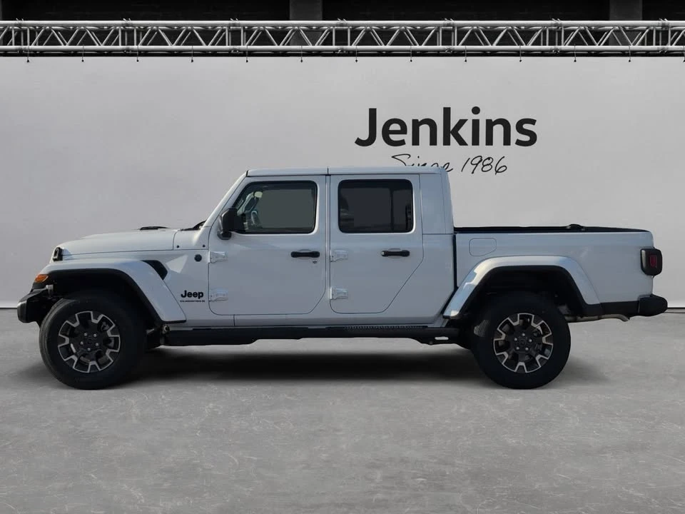 2026 Jeep JT Gladiator - Image 3 of 18