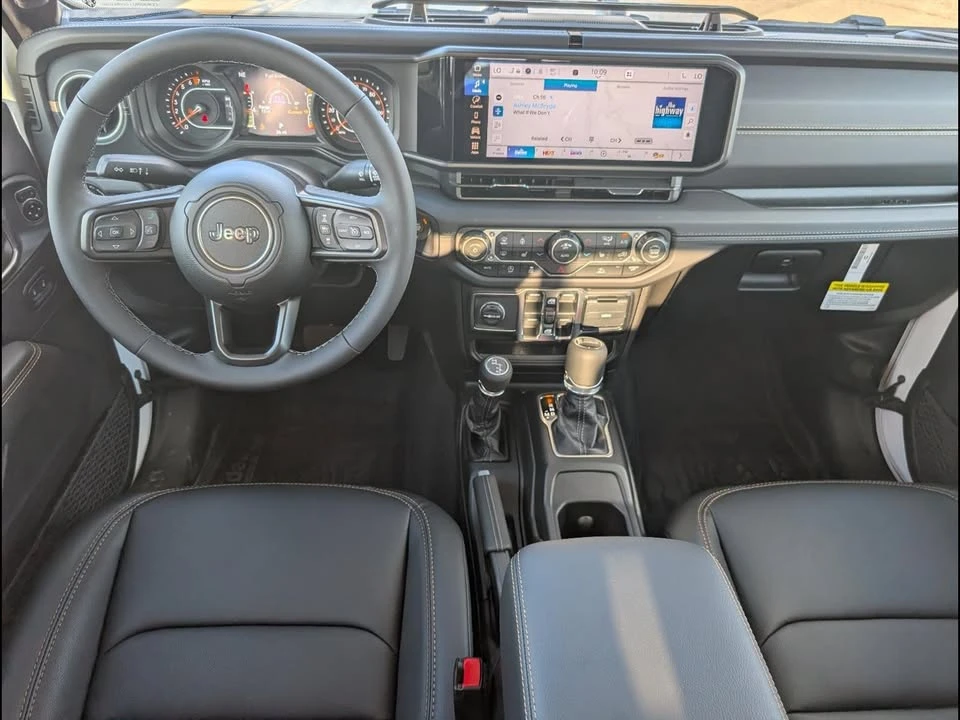 2026 Jeep JT Gladiator - Image 5 of 18