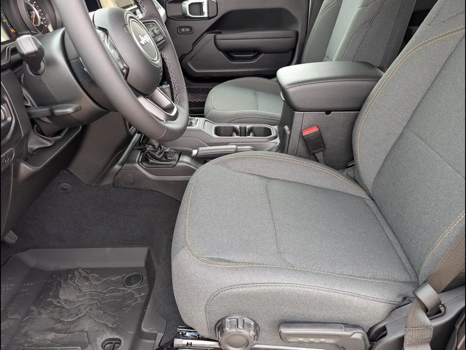 2026 Jeep JT Gladiator - Image 6 of 18