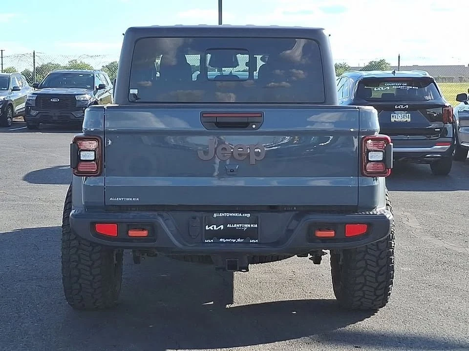 2026 Jeep JT Gladiator - Image 4 of 16