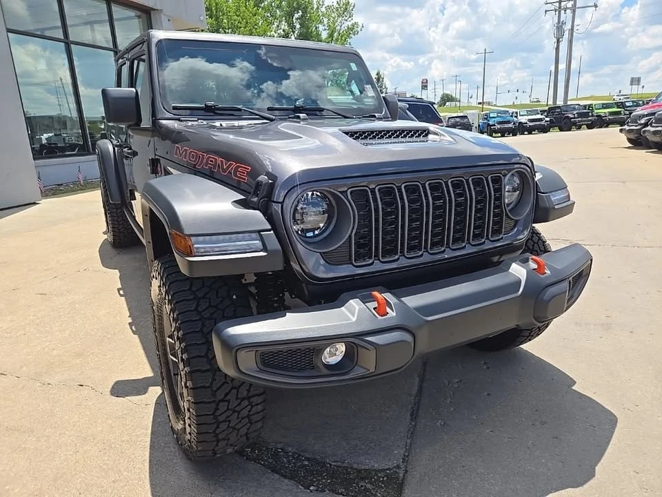 2026 Jeep JT Gladiator - Image 15 of 20