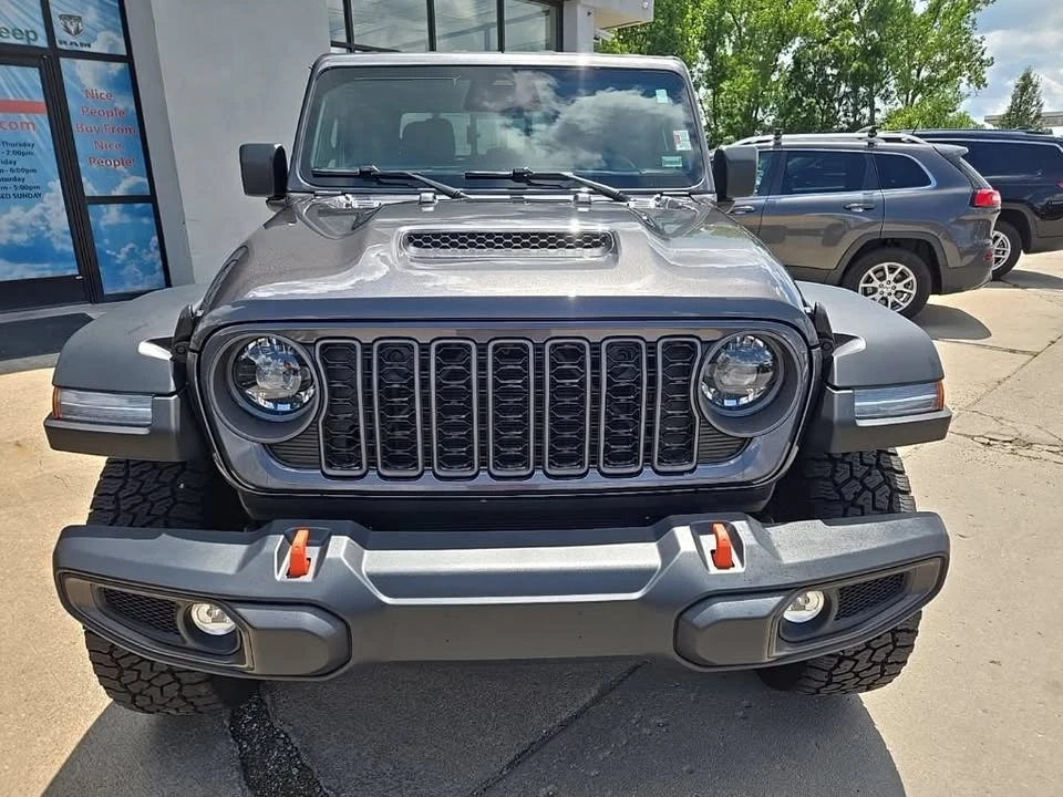 2026 Jeep JT Gladiator - Image 16 of 20