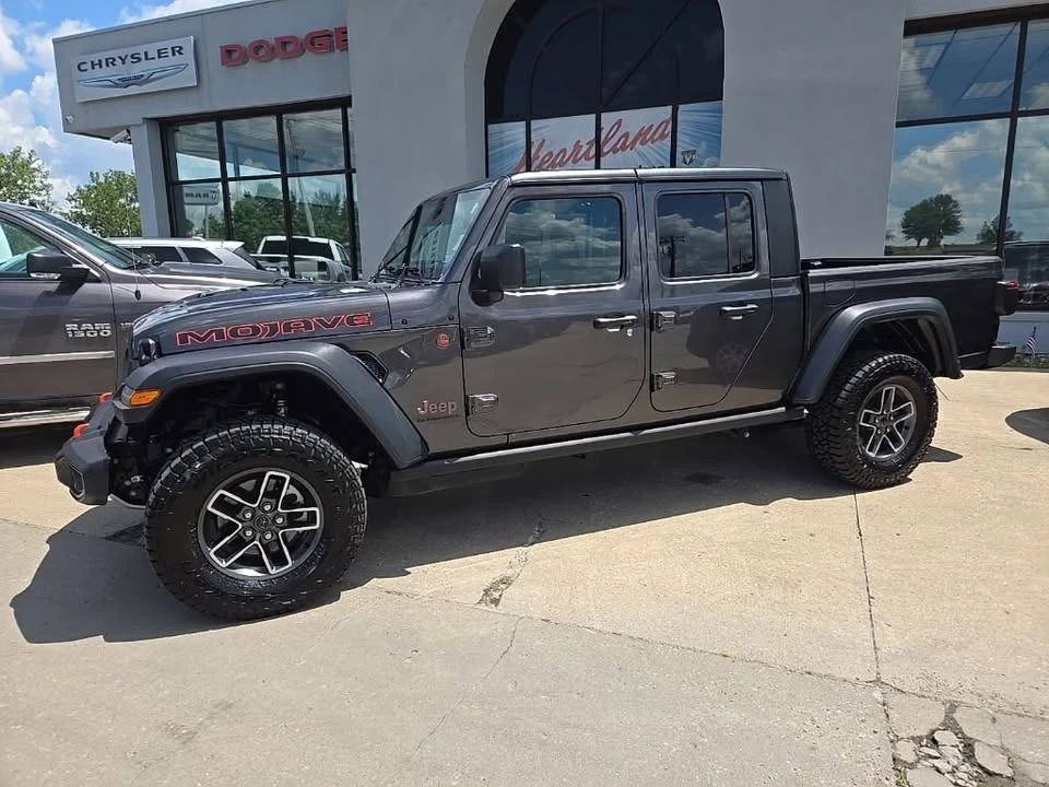 2026 Jeep JT Gladiator - Image 4 of 20