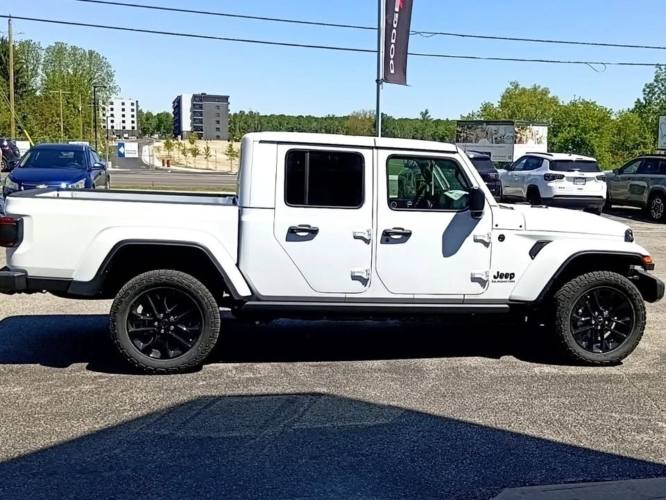 2026 Jeep JT Gladiator - Image 6 of 19