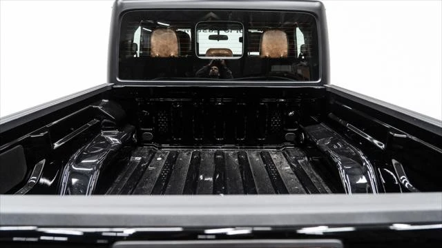 2026 Jeep JT Gladiator - Image 10 of 21