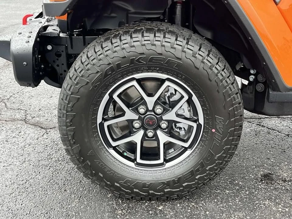 2026 Jeep JT Gladiator - Image 5 of 15