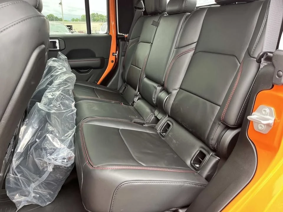 2026 Jeep JT Gladiator - Image 15 of 15
