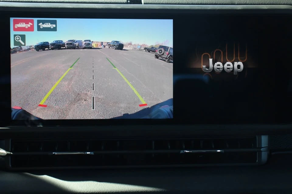 2026 Jeep JT Gladiator - Image 8 of 9