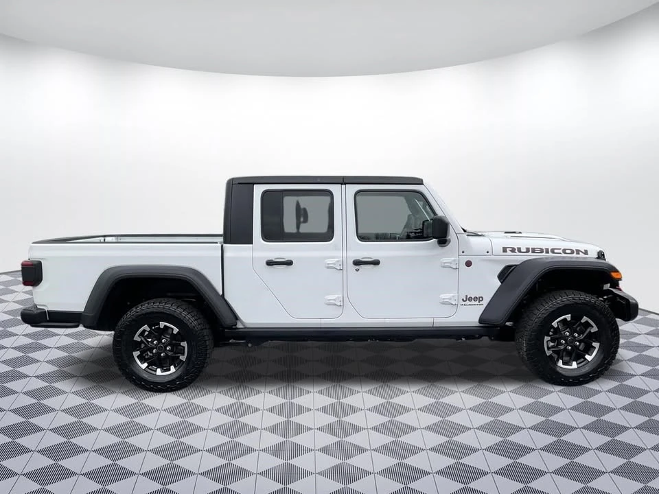 2026 Jeep JT Gladiator - Image 2 of 19
