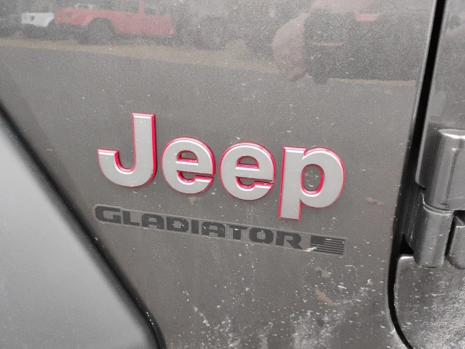 2026 Jeep JT Gladiator - Image 10 of 12
