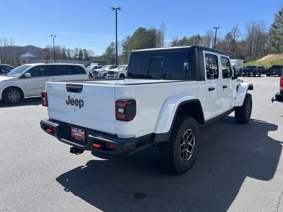 2026 Jeep JT Gladiator - Image 3 of 25