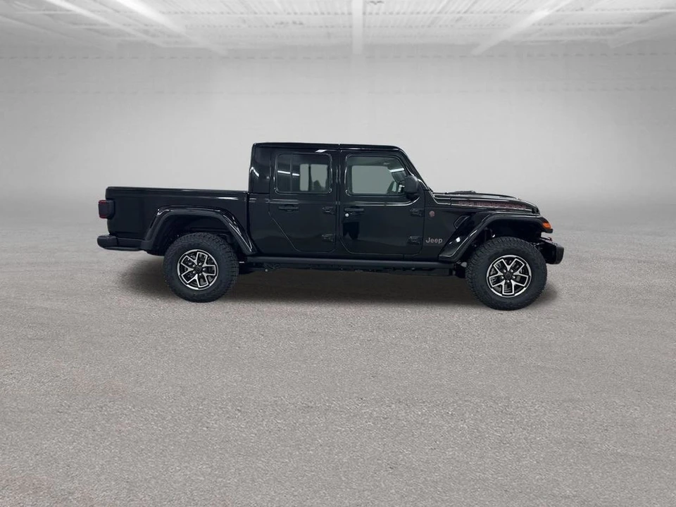 2026 Jeep JT Gladiator - Image 12 of 12
