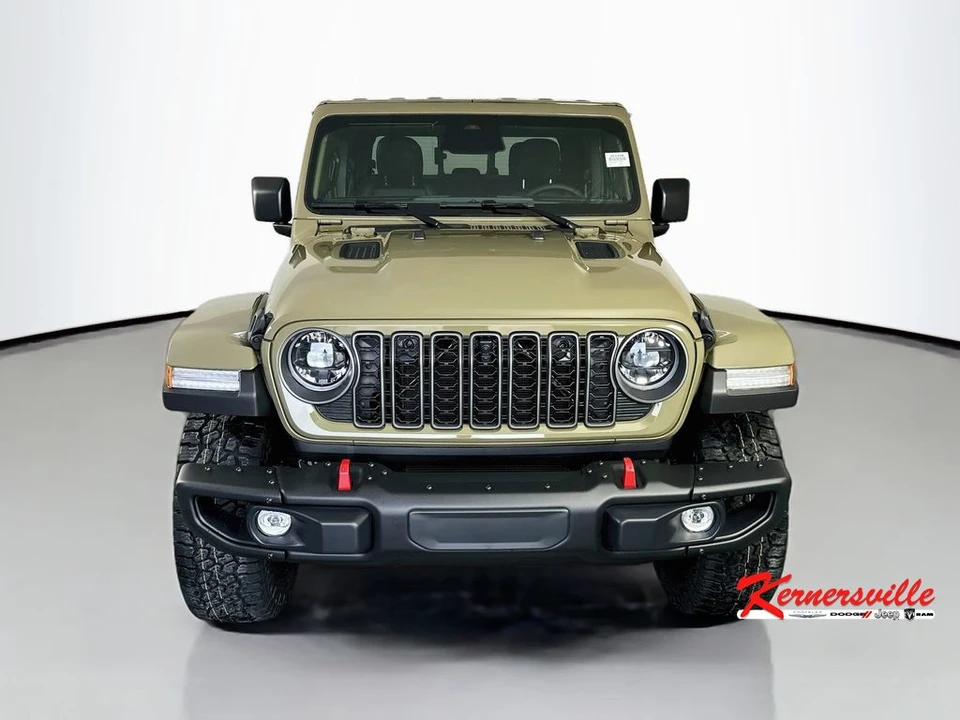 2026 Jeep JT Gladiator - Image 2 of 21