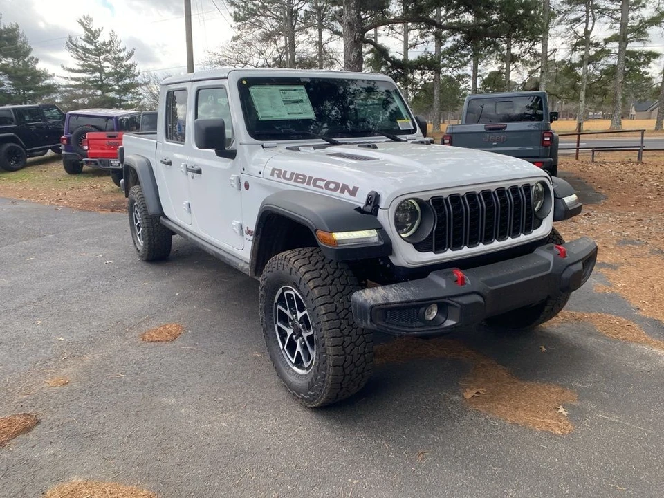 2026 Jeep JT Gladiator - Image 3 of 12