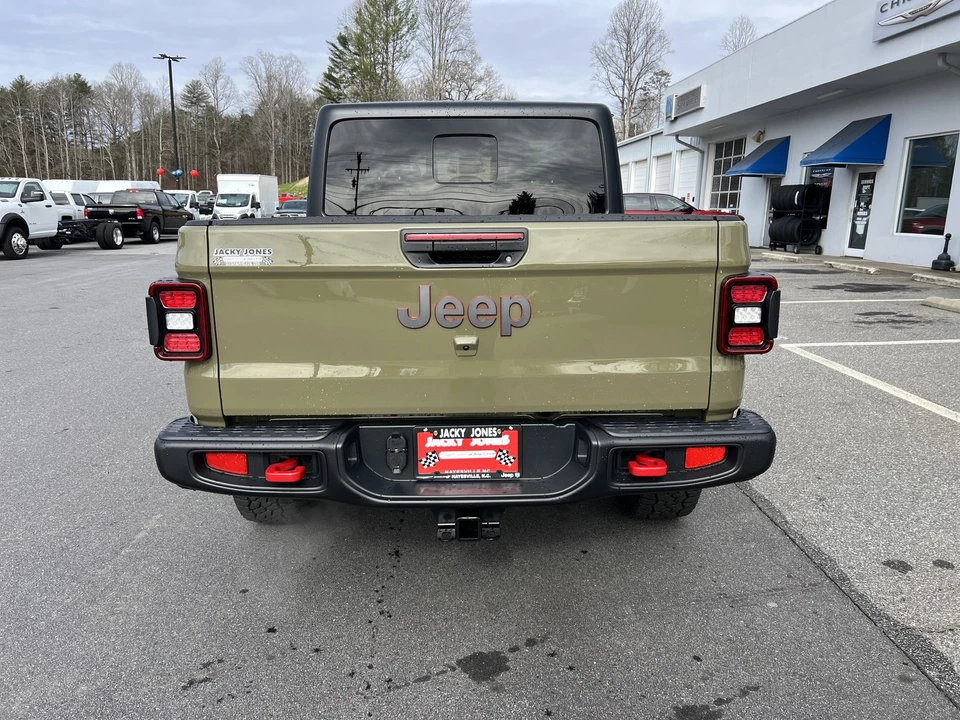 2026 Jeep JT Gladiator - Image 2 of 25