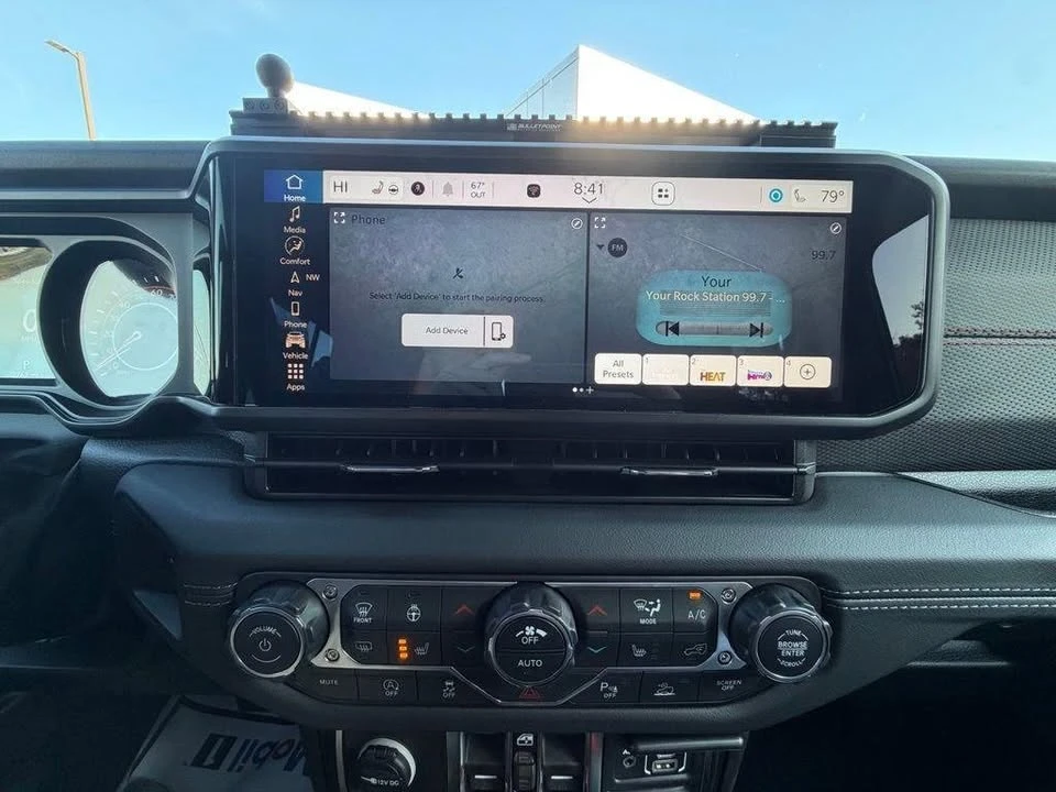 2026 Jeep JT Gladiator - Image 10 of 10