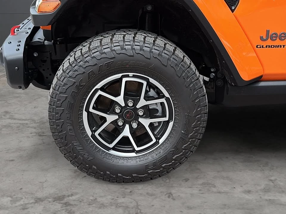 2026 Jeep JT Gladiator - Image 5 of 20