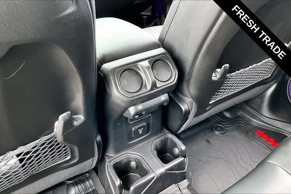 2026 Jeep JT Gladiator - Image 12 of 20