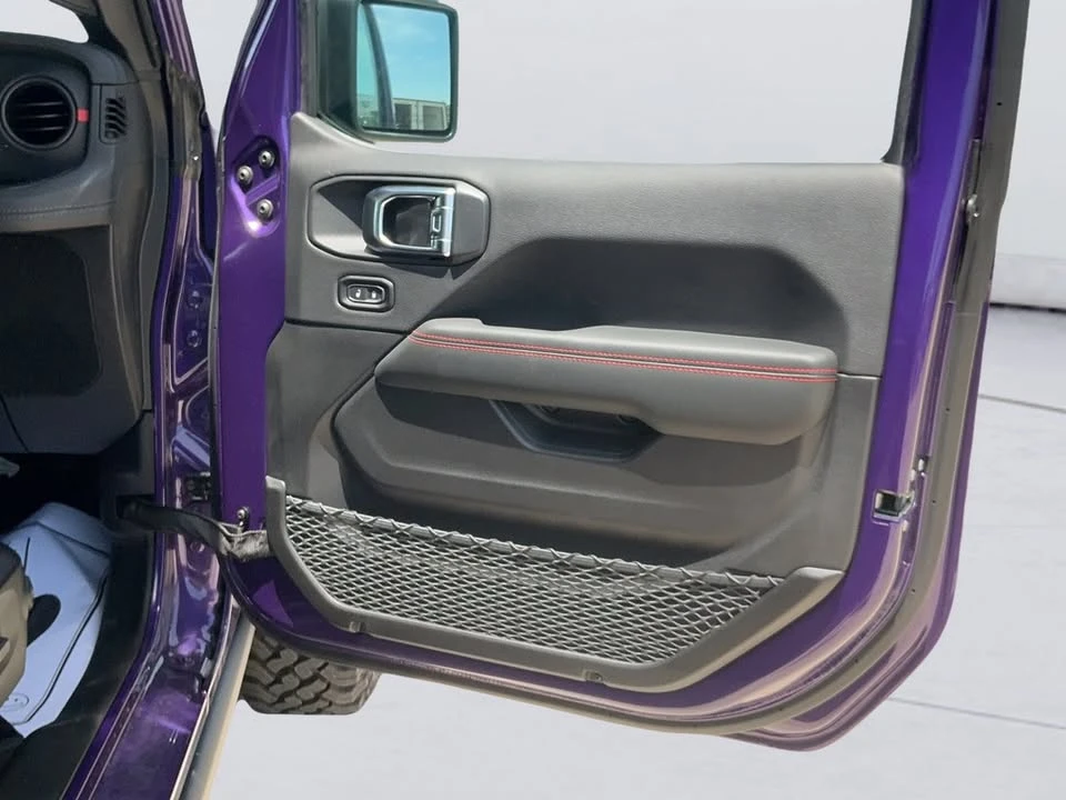 2026 Jeep JT Gladiator - Image 10 of 20