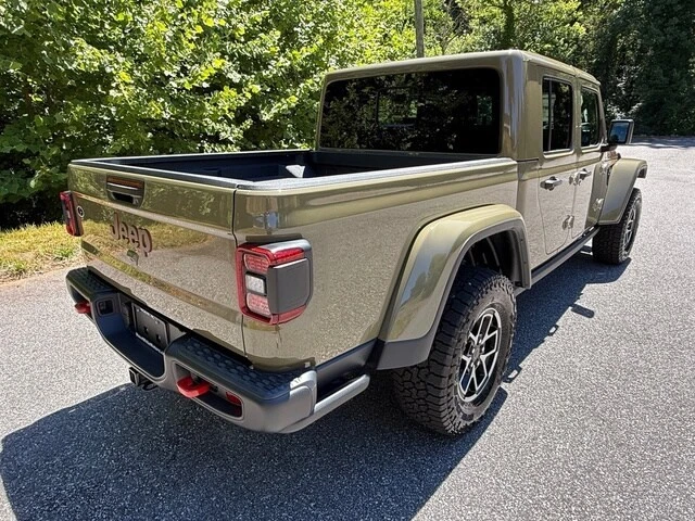 2026 Jeep JT Gladiator - Image 7 of 29