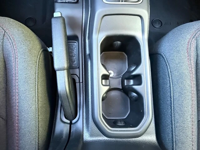 2026 Jeep JT Gladiator - Image 25 of 29