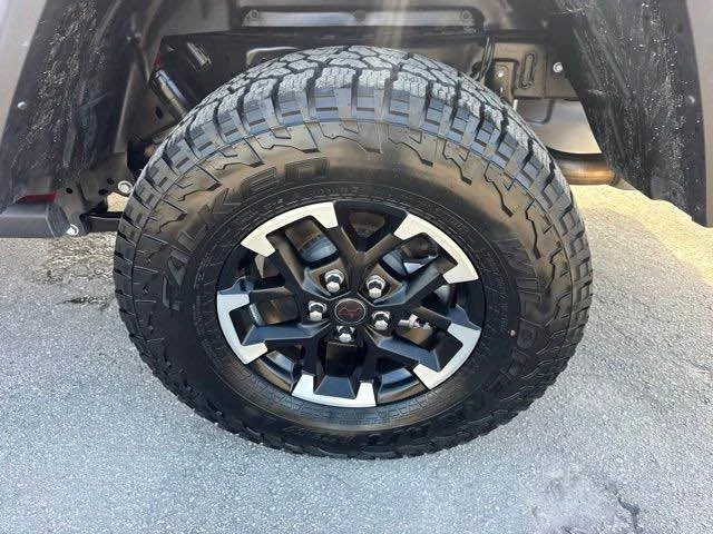 2026 Jeep JT Gladiator - Image 20 of 20