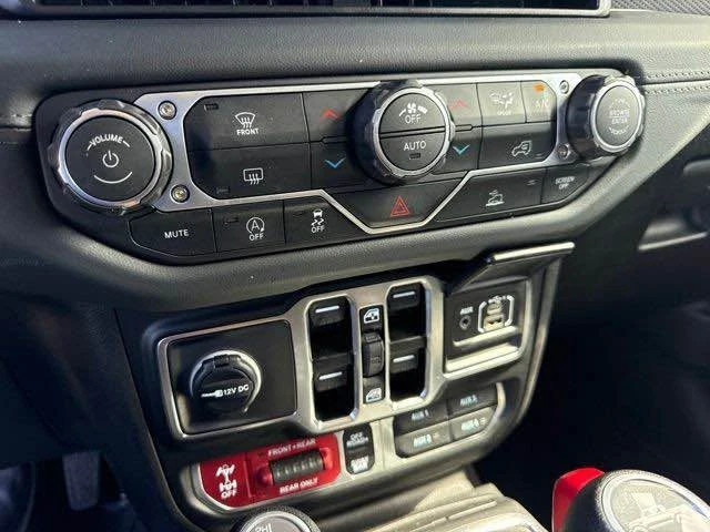 2026 Jeep JT Gladiator - Image 16 of 20