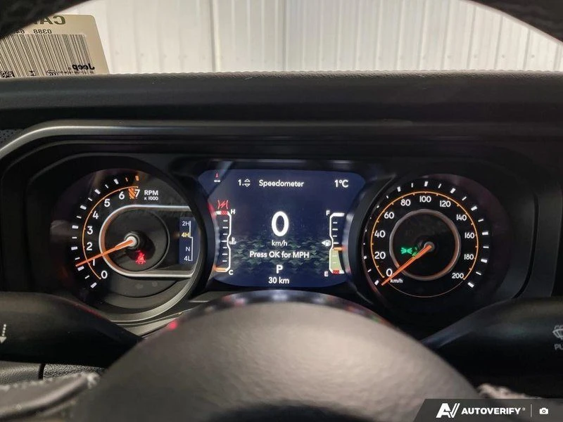 2026 Jeep JT Gladiator - Image 9 of 20