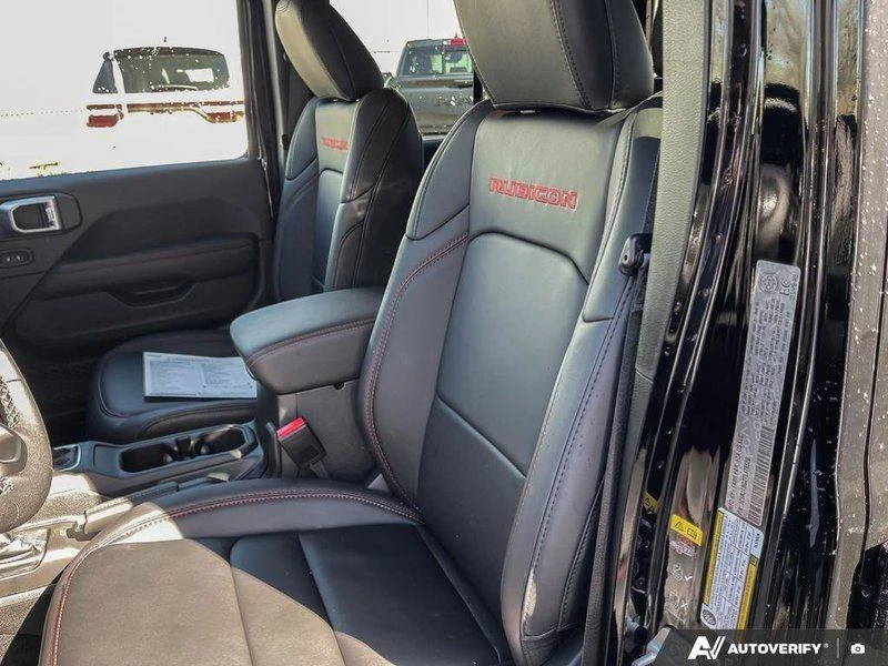 2026 Jeep JT Gladiator - Image 15 of 20