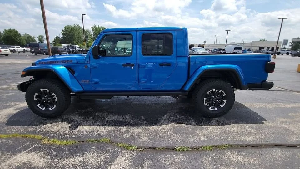 2026 Jeep JT Gladiator - Image 4 of 20
