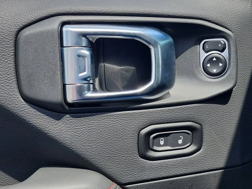 2026 Jeep JT Gladiator - Image 12 of 20