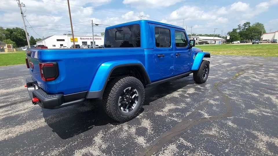 2026 Jeep JT Gladiator - Image 7 of 20
