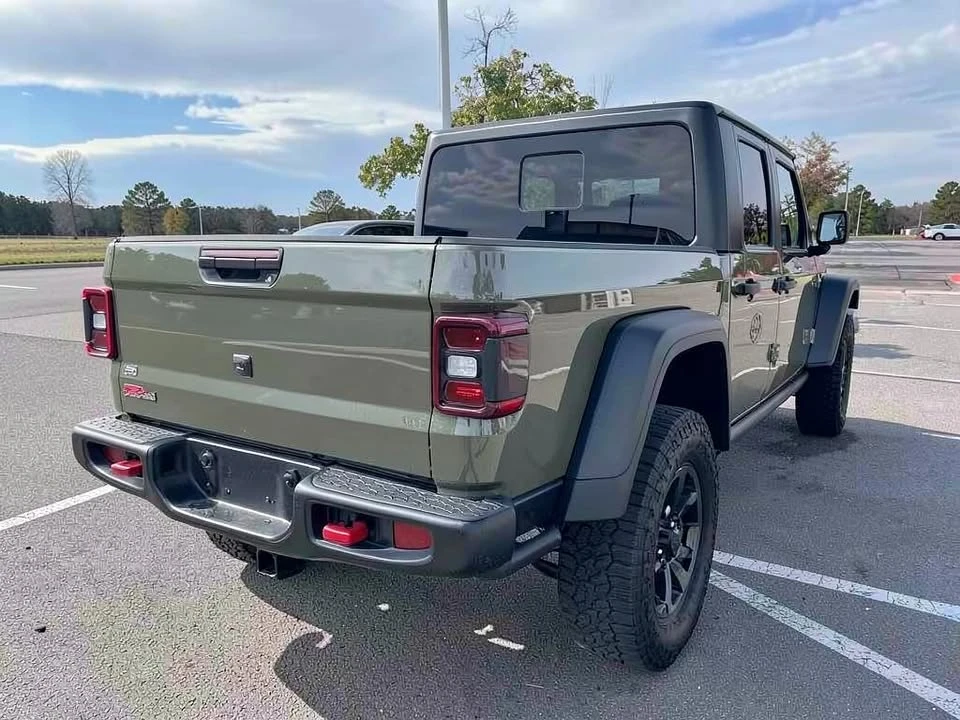 2026 Jeep JT Gladiator - Image 6 of 20