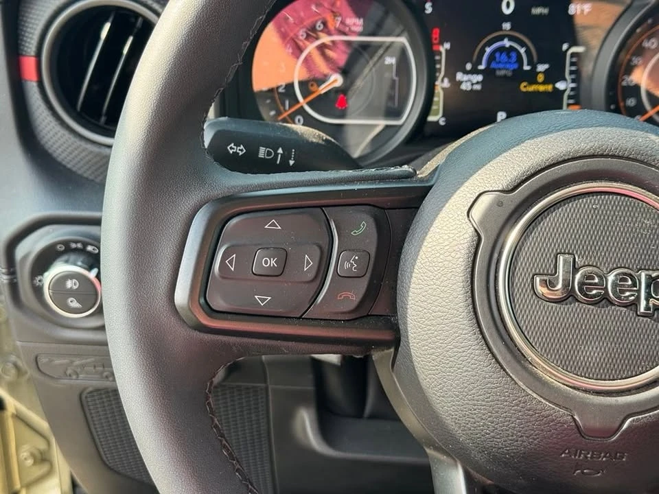 2026 Jeep JT Gladiator - Image 13 of 20