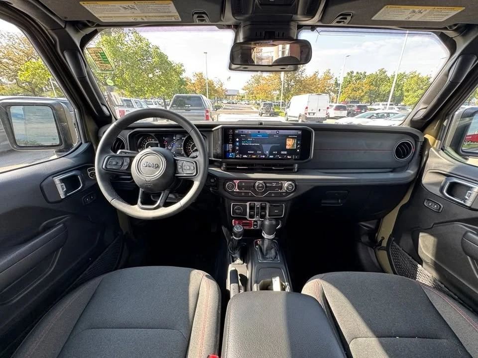 2026 Jeep JT Gladiator - Image 19 of 20