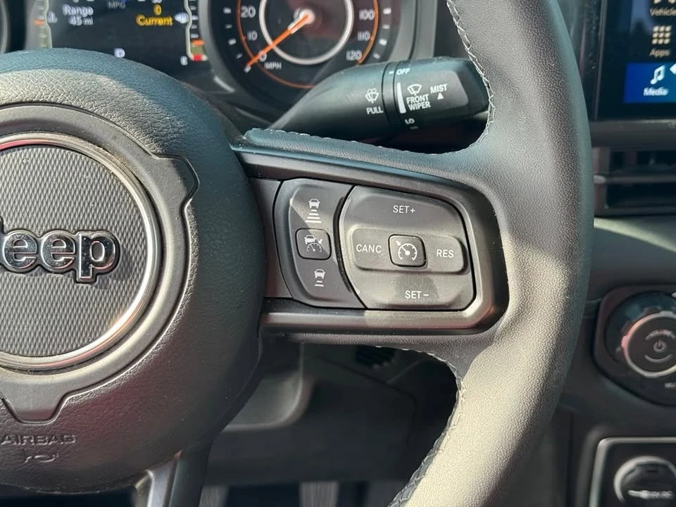 2026 Jeep JT Gladiator - Image 14 of 20