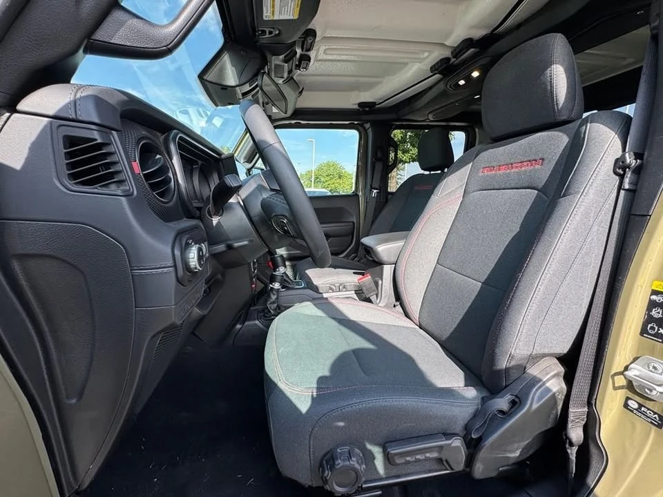 2026 Jeep JT Gladiator - Image 9 of 20