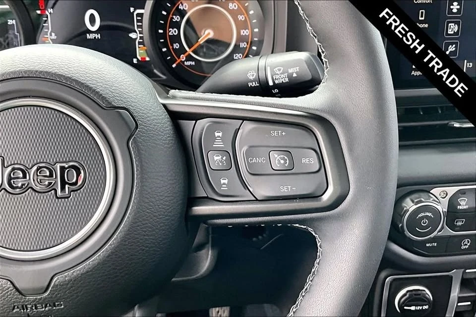 2026 Jeep JT Gladiator - Image 14 of 20