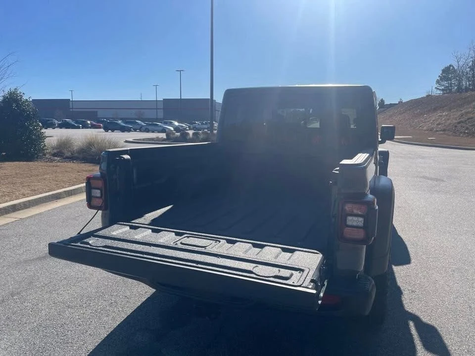 2026 Jeep JT Gladiator - Image 20 of 20