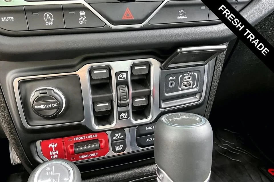 2026 Jeep JT Gladiator - Image 18 of 20