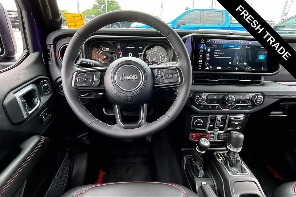 2026 Jeep JT Gladiator - Image 11 of 20